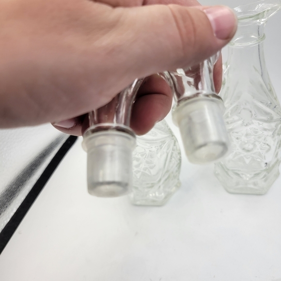 Vintage ANCHOR HOCKING Prescut Clear Cruet EAPC Glass Starburst - set of 2 - Picture 5 of 6